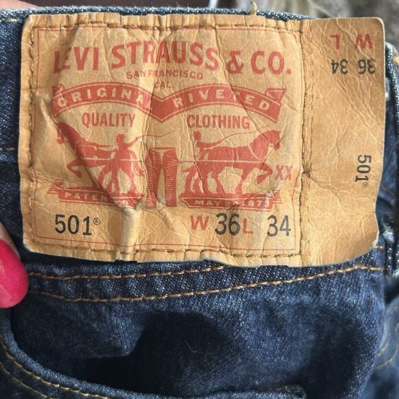 Levi's 501 Button Fly Jeans Men's 36x34 Straight Leg Dark Wash *Inseam 33 - Picture 5 of 6